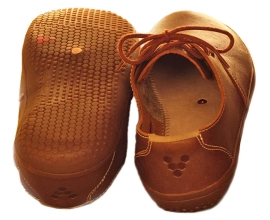 Earthing Footwear / Grounding shoes