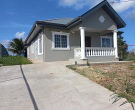 San Fernando house only 1.55 m call 738-8767 cash sale only