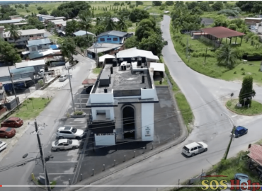 Chaguanas Building for sale or rent call 738-8767 8.5 m ono / 25 k D / 15 k U